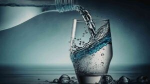 Regola degli 8 bicchieri d'acqua - 4mj.it