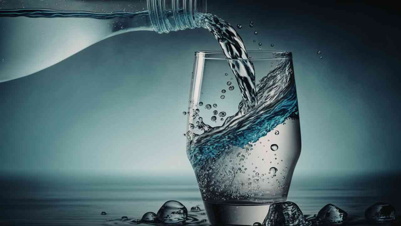 Regola degli 8 bicchieri d'acqua - 4mj.it